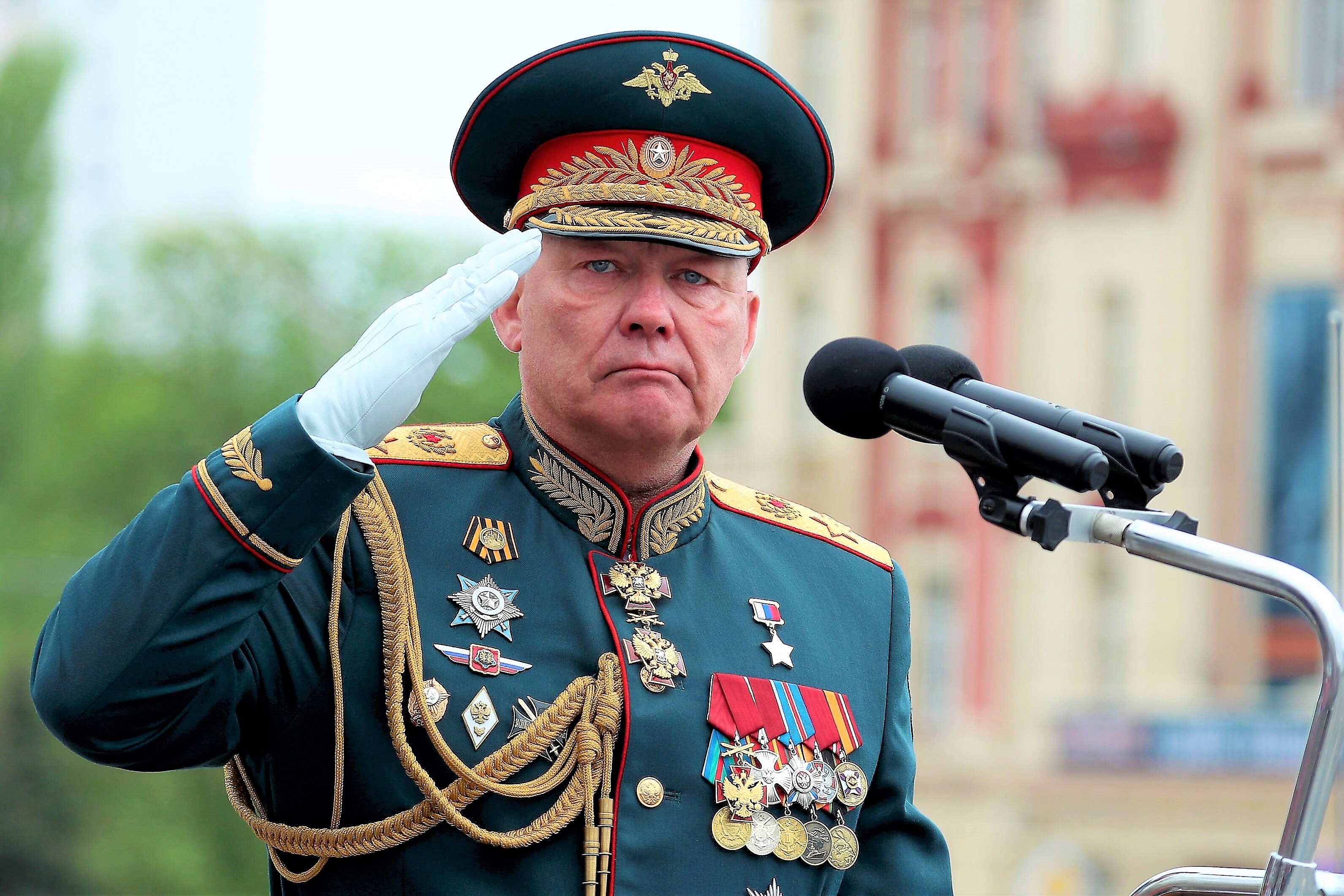 EIMELDUNG - Ukraine versuchte russischen Top-General auszuschalten - Anschlag auf Putins Freund!