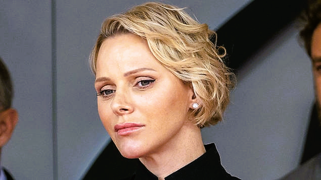 Fürstin Charlene am Boden zerstört - Wie lange muss sie diese Erniedrigungen ertragen?