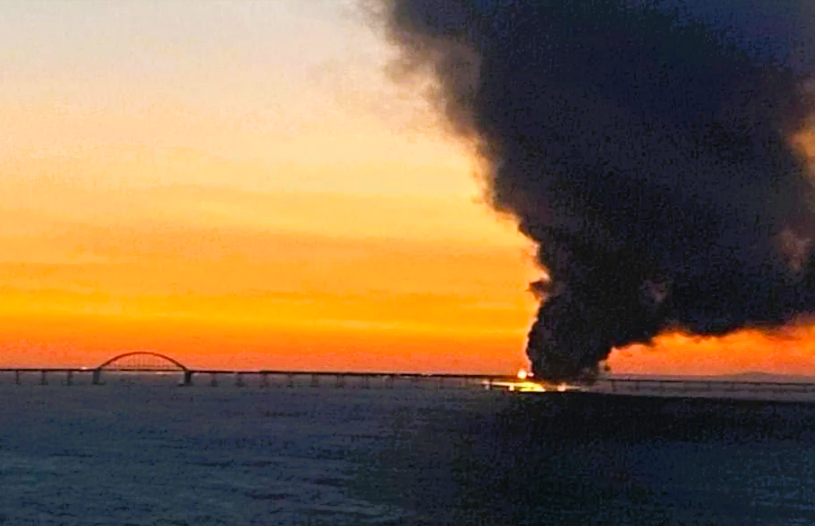 Ukrainische Angriffe auf russische Nachschubroute erfolgreich - Wurde die Krim-Brücke erneut getroffen?