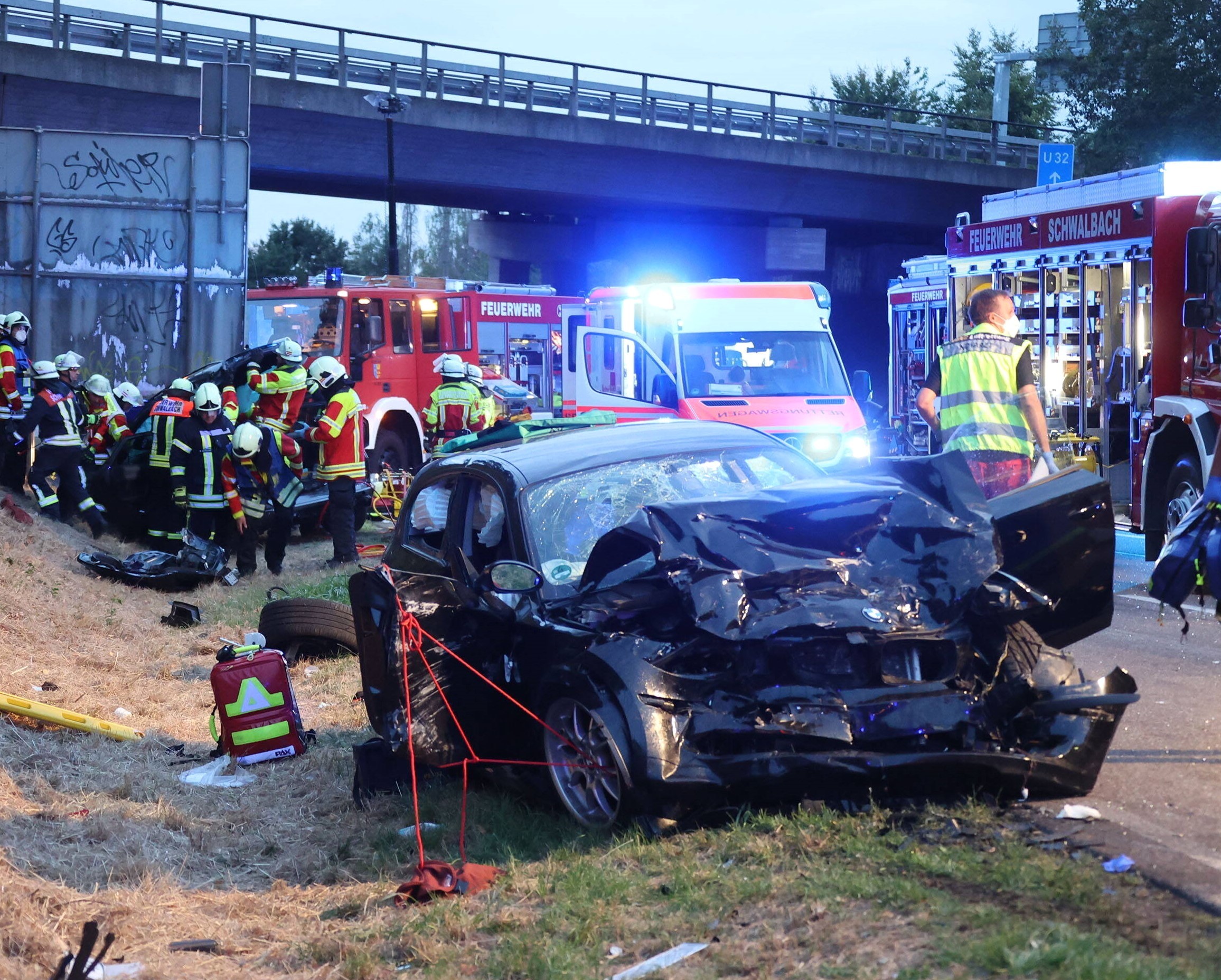 Frontalcrash fordert 5 Todesopfer! Jetzt auch 5. Unfallopfer im Krankenhaus verstorben