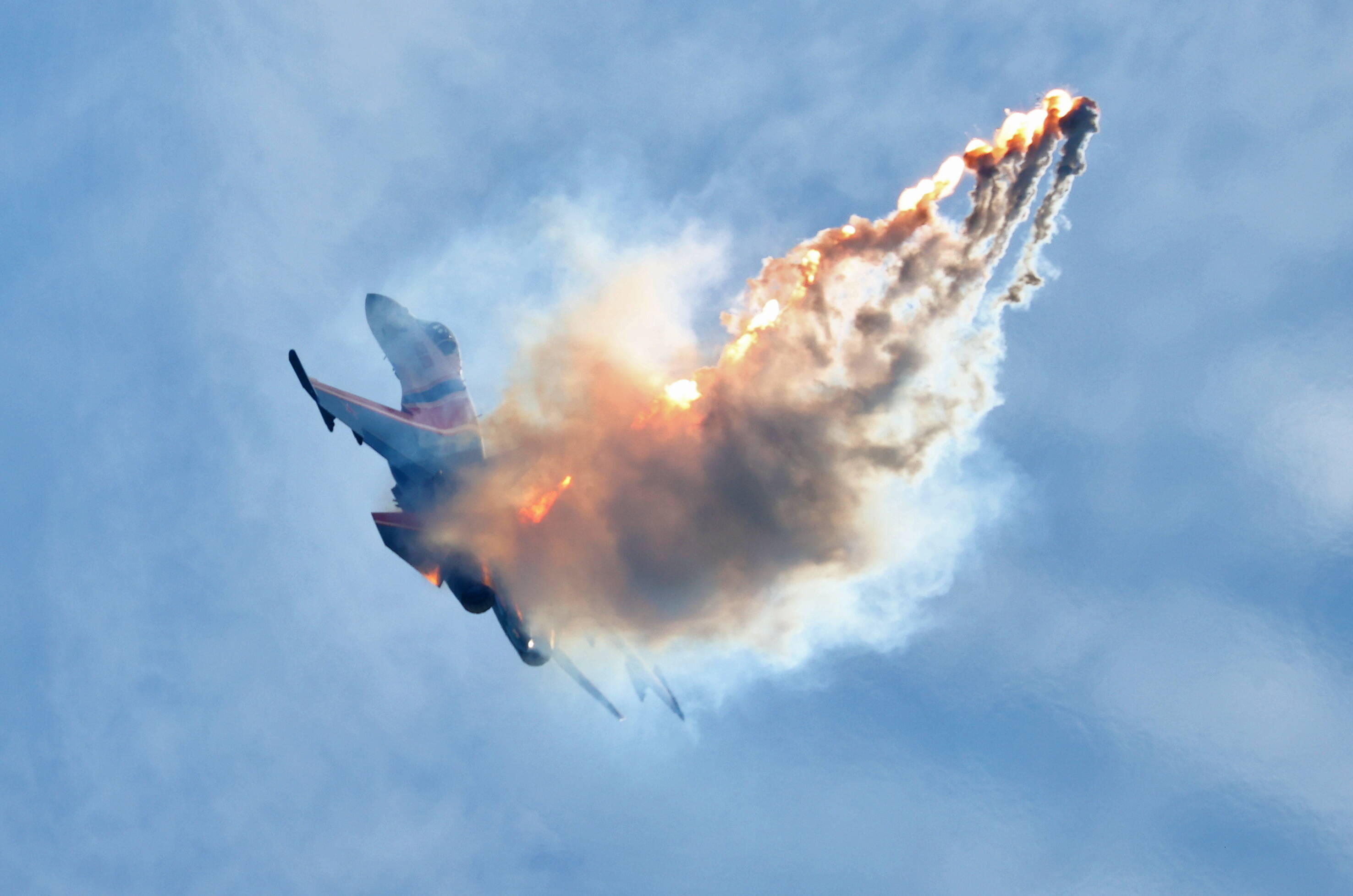 Putin tobt! Deutsche Patriots holen 3 russische Jets vom Himmel - in 5 Minuten! Russische Luftwaffe unter Druck