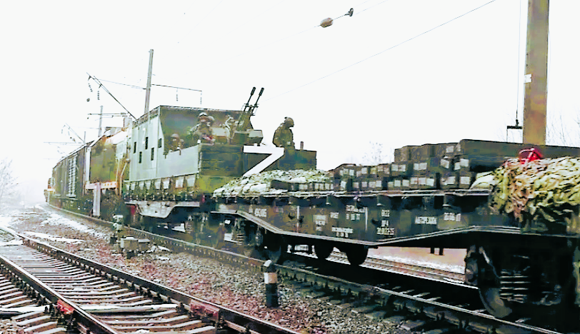 Putin schickt den "Zarenzug"! Russland errichtet 30 KM Blockade hinter der Frontlinie aus Zügen!