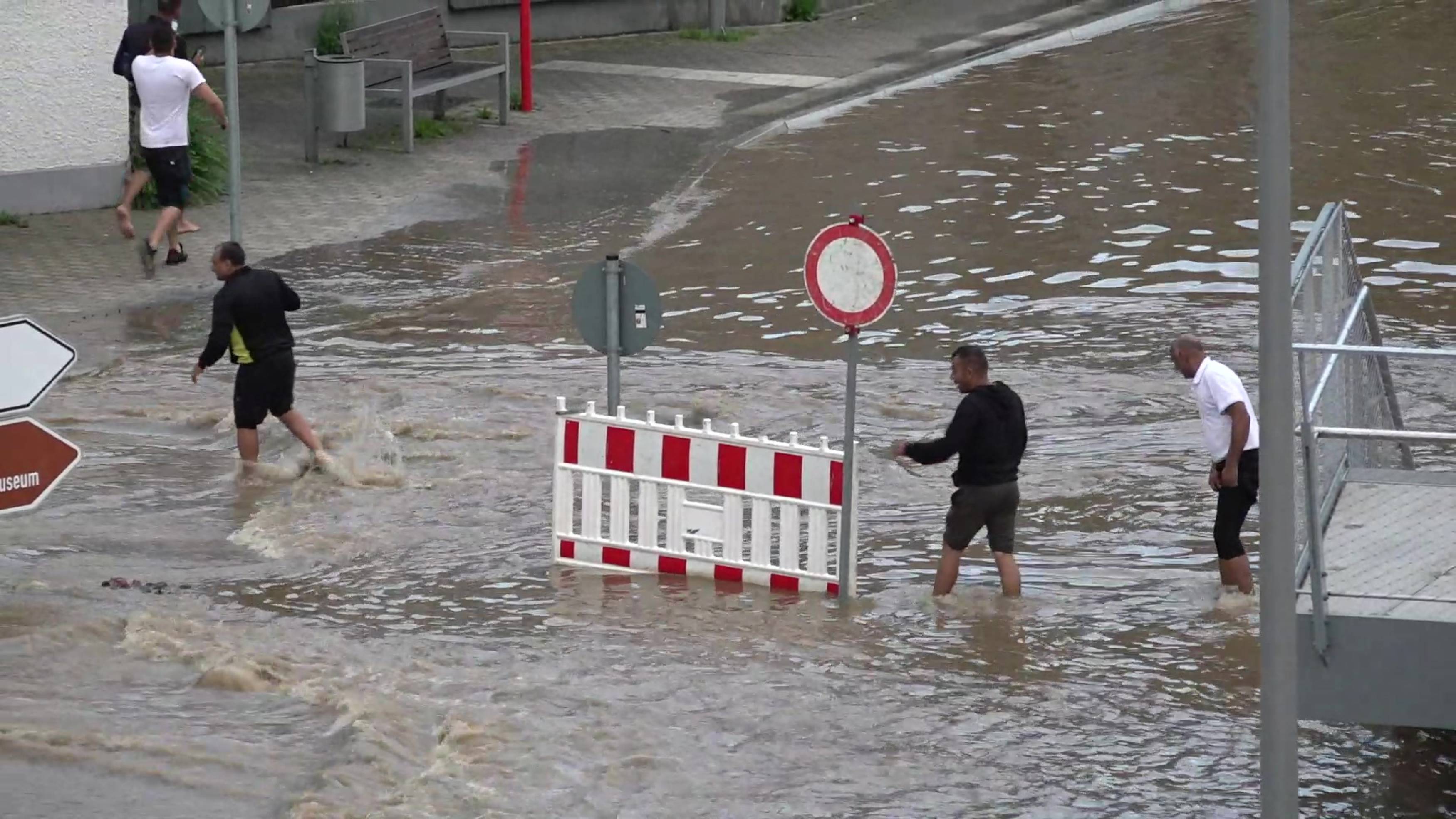 Hochwasser-Warnung! Starkregen könnte neue Flutkatastrophe in Deutschland auslösen!