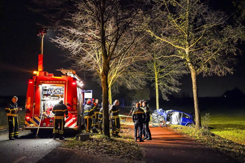 Horror-Unfall nach Porsche-Crash! 2 Todesopfer und 3 Verletzte nach Frontalcrash 