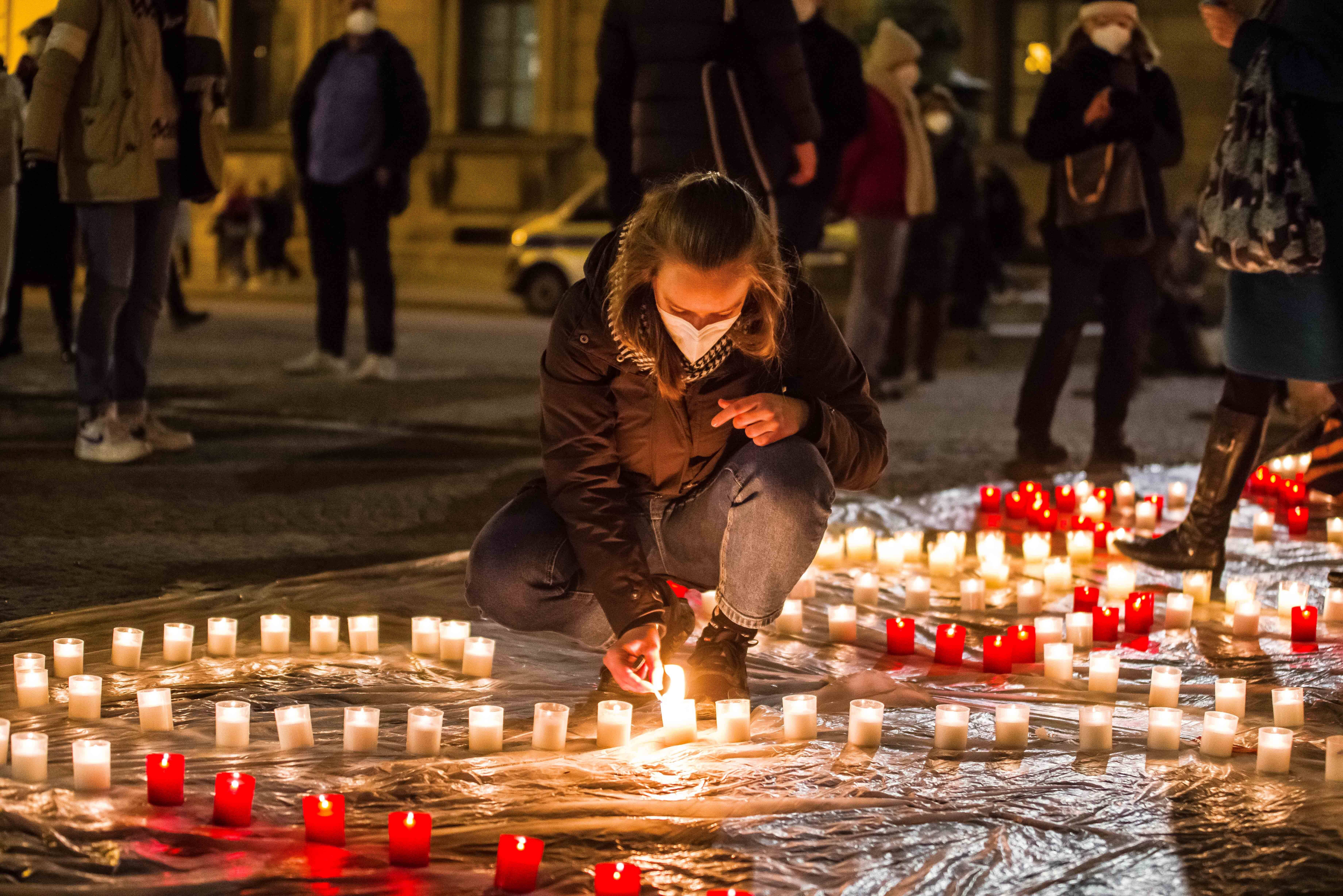 Trauer in der Musikbranche - beliebte Sängerin stirbt mit 39 Jahren an Brustkrebs! Die Umstände erschüttern